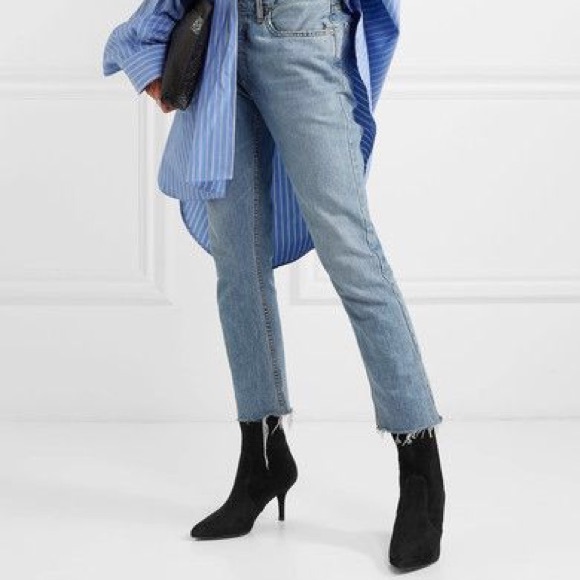 Stuart Weitzman Cling Kitten heel booties - Picture 2 of 8